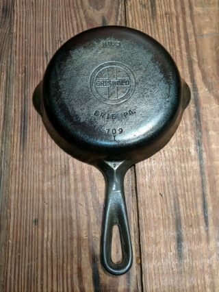 Antique Griswold No.  3 709 - I 5 1/2 " Cast Iron Frying Pan Skillet