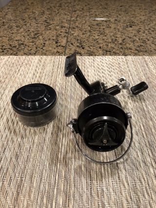 Vintage Garcia Mitchell 300 Spinning Reel.  Extra Spool And Case 2