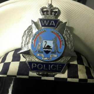 Western Australia Police hat and badge high rank cap obsolete rare 2