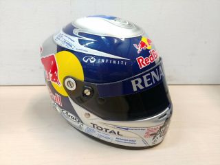 1:2 Scale Driver Mini Helmet Vettel Red Bull Renault Formula One 2010 Rare @1a