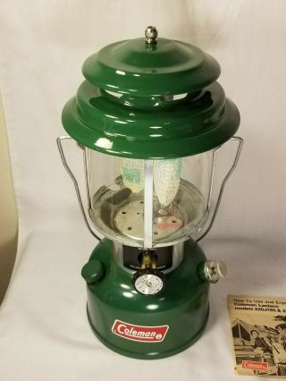 Vintage Green Coleman Lantern 220j195 Double Mantle W/box