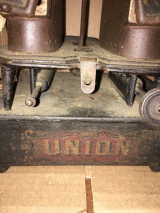 Vintage UNION Sad - Iron Heater Gardner,  Mass.  Antique Kerosene Oil Warmer Stove 2