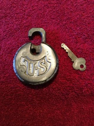 Vintage U.  S.  Army padlock.  With key.  Very early issue. 2