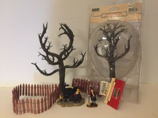 Rare Scary Trees,  Fences,  Vampire,  Witch,  Lemax Halloween,  Set Of 6 Accessories