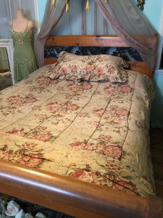 Ralph Lauren Home Guinevere King Comforter Medieval,  1 King Pillow Sham.  Rare Htf