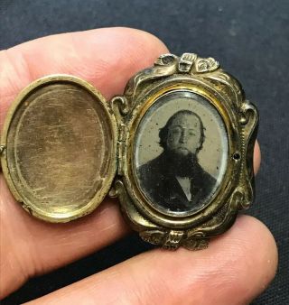 Rare Antique Mourning Brooch With Picture Of N.  S.  Vantyne