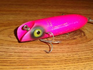 VINTAGE FISHING LURE WOODEN SOUTH BEND BASS ORENO 973 NEON RED (NR) 1950 1 YEAR 2
