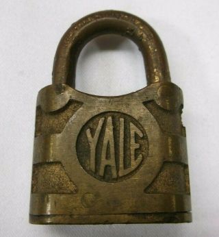 Antique Yale & Towne Mfg Co Small Hinge Trunk Lock Padlock - No Key