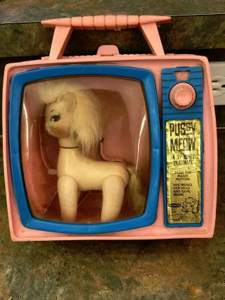 Vintage Rare Pussy Meow By Remco 1966 Tv Jones Playmate Wow Look
