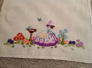 Pretty Vintage Tray Cloth Hand Embroidered Crinoline Lady & Flowers 2