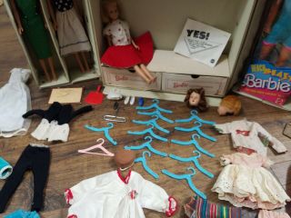 Vintage Barbie Bundle,  with 4 dolls,  accessories and case 2