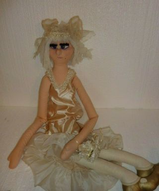Vintage 1985 Happenings N Boutique Cloth Doll Bride In Wedding Dress 37 " Tall