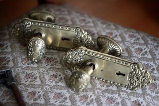 Antique Old Victorian Rococo Brass Door Knobs & Back Plates