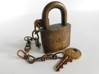 Antique U.  S.  American Padlock with Key & Chain 3