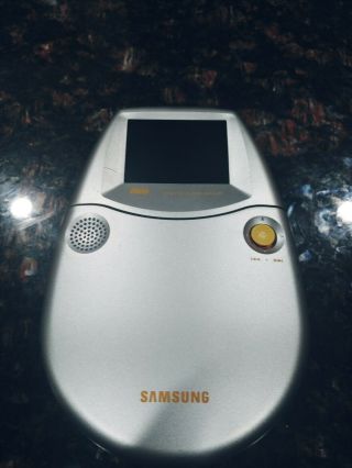 Samsung Jr Mini Dvd Player L25 With Looney Tunes Dvd.  Rare Htf
