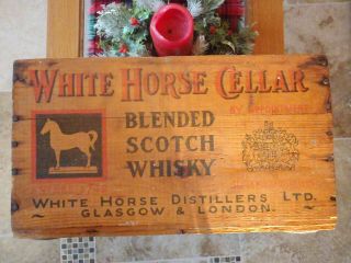 Old Antique White Horse Cellar Scotch Whiskey Wooden Crate Box Wood Very Good