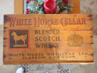 Old Antique White Horse cellar Scotch Whiskey Wooden Crate Box Wood VERY GOOD 2