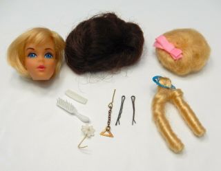 Vintage Barbie 1970’s Mod Hair Fair Head Doll Set Front Glance