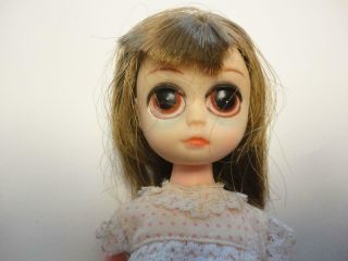 Vintage 1960s Sad Eyes Susie Doll Brown Hair 8 " Tall Pre Blythe Rare