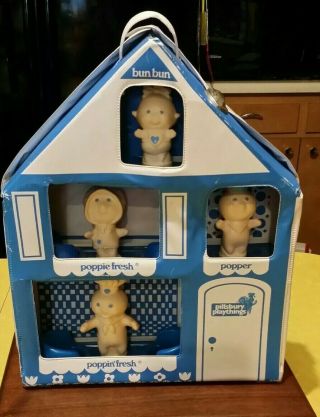 Rare Vintage 1974 Pillsbury Doughboy Poppin Fresh Playhouse With Finger Puppets
