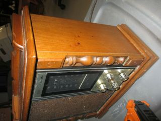 Antique vintage transistor radio RCA RZC 259 L MAPLE TABLE TOP RADIO 3