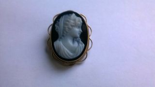 Rare Vintage 9ct Gold Black And White Oval Cameo Brooch Hallmarked 6.  5 Grams