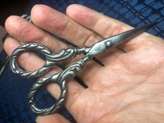 Antique Steel Embroidery Scissors Sewing Thread Snips
