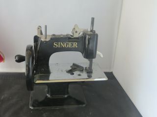 Vintage Antique Singer Model 20 Sewhandy Child Sewing Machine Toy Black Gold