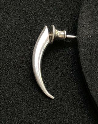 Shaun Leane For Alexander Mcqueen Couture Silver Thorn Earing.  Rare.  Circa 1996