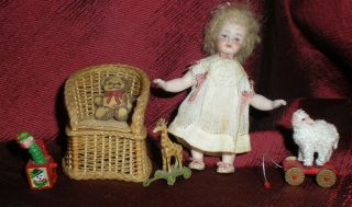 Artisan Vtg Miniature Dollhouse Victorian Child Doll Wicker Chair Toys Handmade