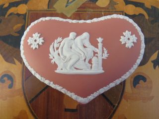 Rare Vintage Wedgwood Terracotta Jasper Ware Hearts Group With Cage Trinket Box