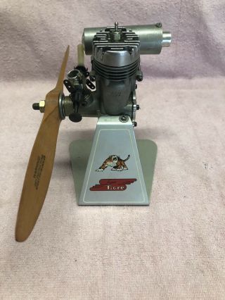 Antique Fox 29 Angle Plug R/c Model Airplane Engine With Prop And Display Stand