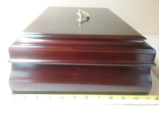 ANTIQUE VINTAGE WOODEN JEWELRY BOX WITH REMOVABLE TRAY,  FELT LAYERED INSIDE WIT 3