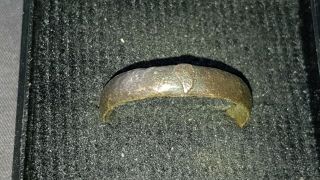 Very rare Post Medieval bronze lovers ring Towton A must L132m 2