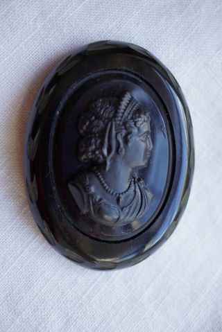 Antique Vintage Deep Carved Black Bakelite Mourning Cameo Pin Brooch