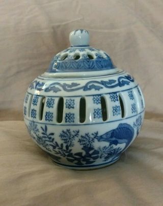 Vintage Chinese Blue & White Porcelain Pottery Lidded Spice Jar Bowl Art Pattern