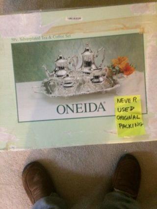 Oneida Silverplated 5 Piece Coffee & Tea Set