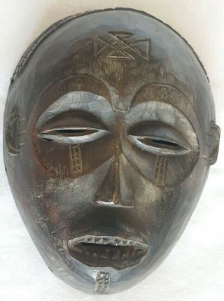 Vintage Rare Hand Carved Chokwe Mwana Pwo / Pwevo Angola Mask W/ Cingelyengelye