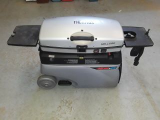 Thermos " Fire & Ice " Grill To Go,  Rare Propane Grill And Cooler Combo