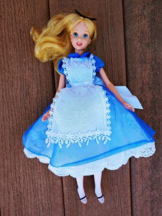 Vintage Alice In Wonderland Doll Walt Disney 11” Mattel 1995