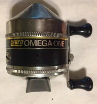 Vintage Zebco " Omega One " Casting Reel Made In The Usa