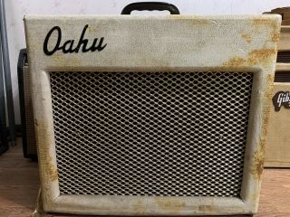 Vintage 1950’s Valco Oahu Guitar Tube Amplifier Rare White Supro Valco Amp