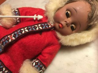 Rare Early Madame Alexander Black Eskimo Doll 723 1960s Bent Knee W Arrow 3