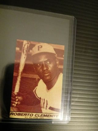1971 Roberto Clemente Rare Vintage Hand - Cut Milk Dud Box Baseball Card
