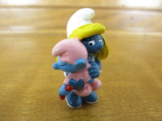Smurfs Smurfette Holding Baby Smurf Rare Vintage Figure Peyo Toy 20192