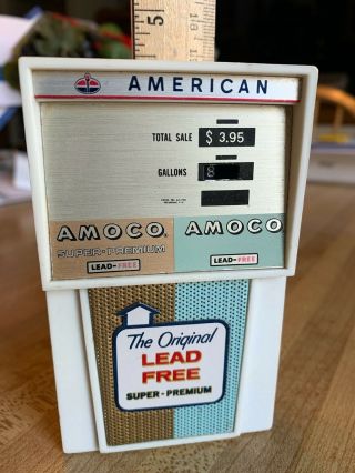 Rare And Vintage Standard Oil Amoco Gas Pump Transistor Radio 9v