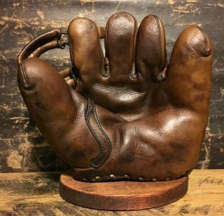 1940s Guardian Earl Averill Buckle Back Vintage Baseball Glove Mitt Old Antique