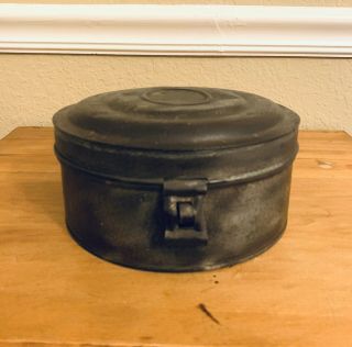 Antique Round Spice Tin Canister Box Primitive Kitchen Farmhouse 1800s Vintage