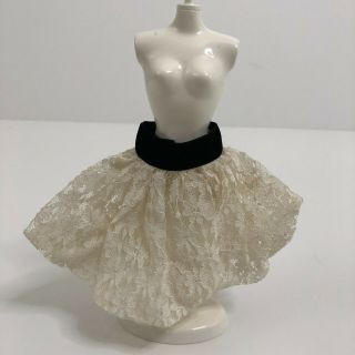 Vintage VOGUE Dolls Inc.  White Lace Skirt Tagged 3