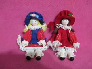 Vintage Clothespin Dolls 6 - 1/2 " Set Of Two Girls Collectibles Keepsake Lovewraps